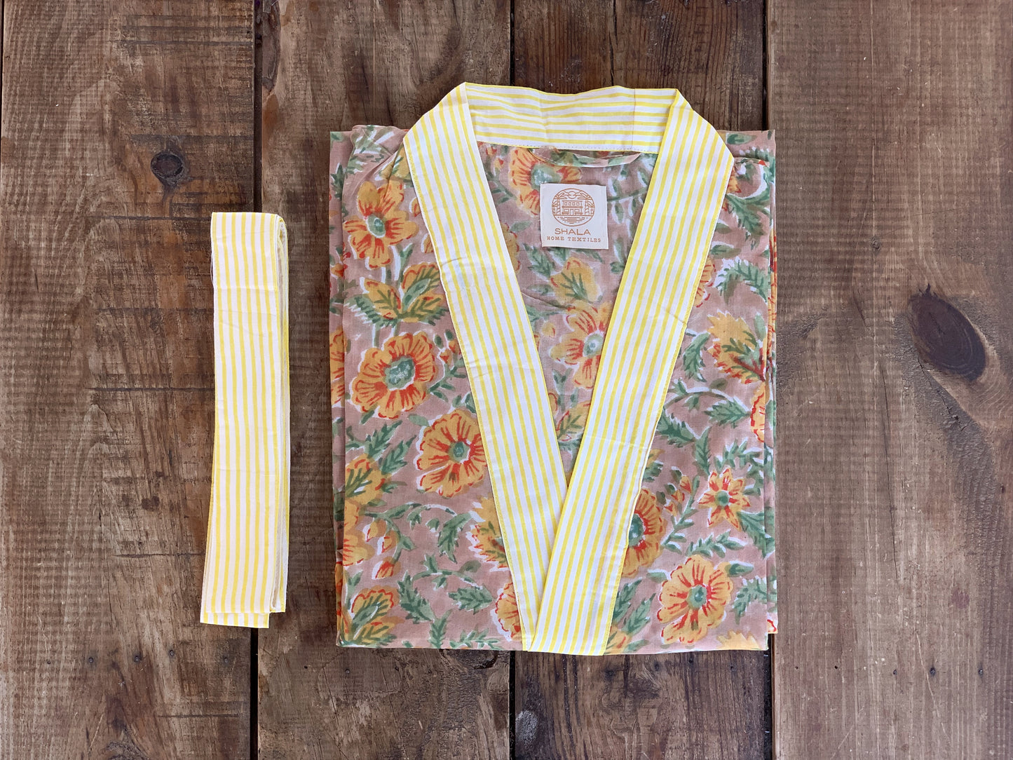 SET regalo · Bata kimono y bolsa de aseo juego · Algodón 100% puro estampado block print artesanal en India · Amarillo mix