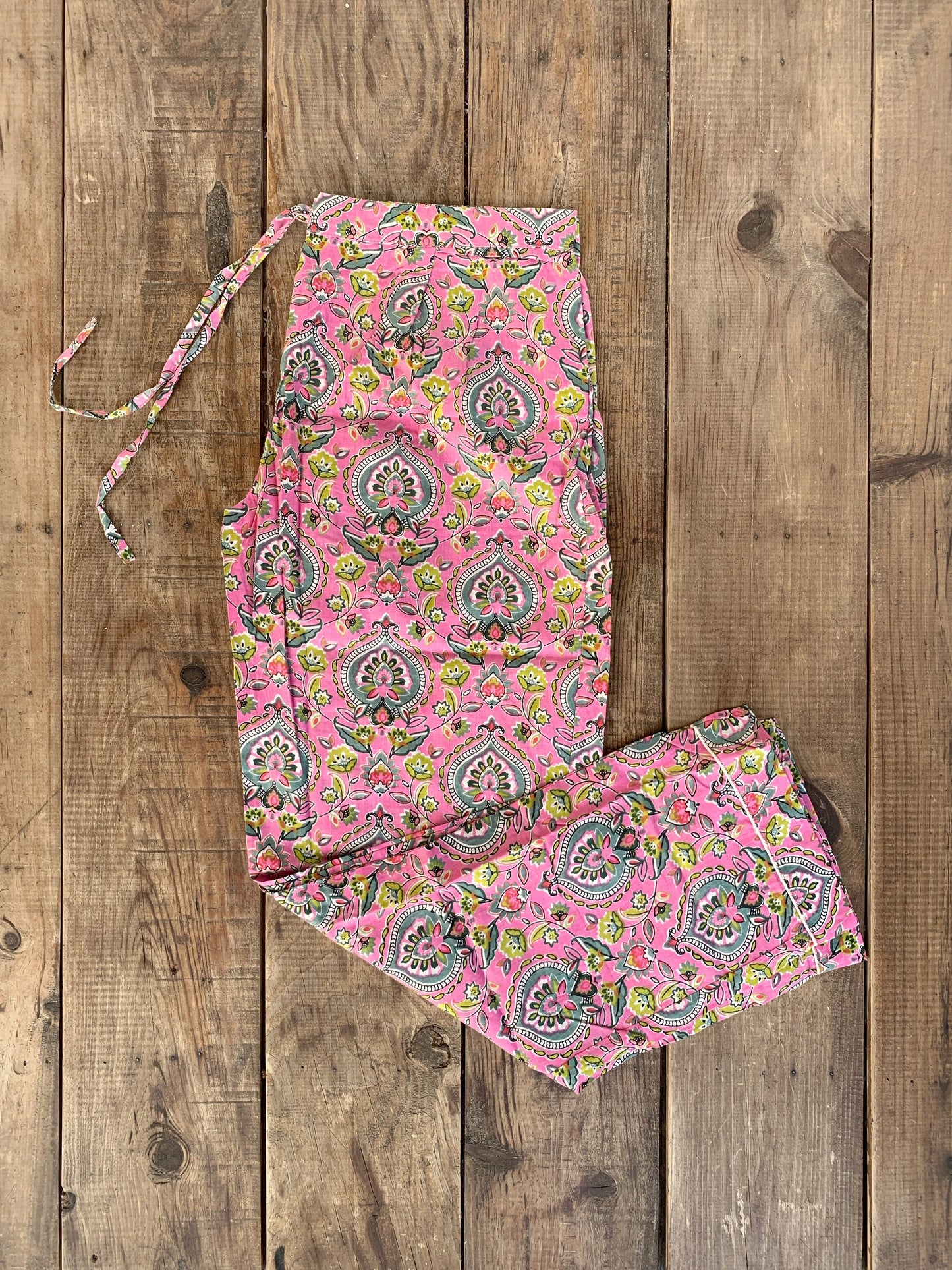 Gift SET Long-sleeved pajamas/trousers and matching slippers Pure cotton block print handmade in India Pink and green